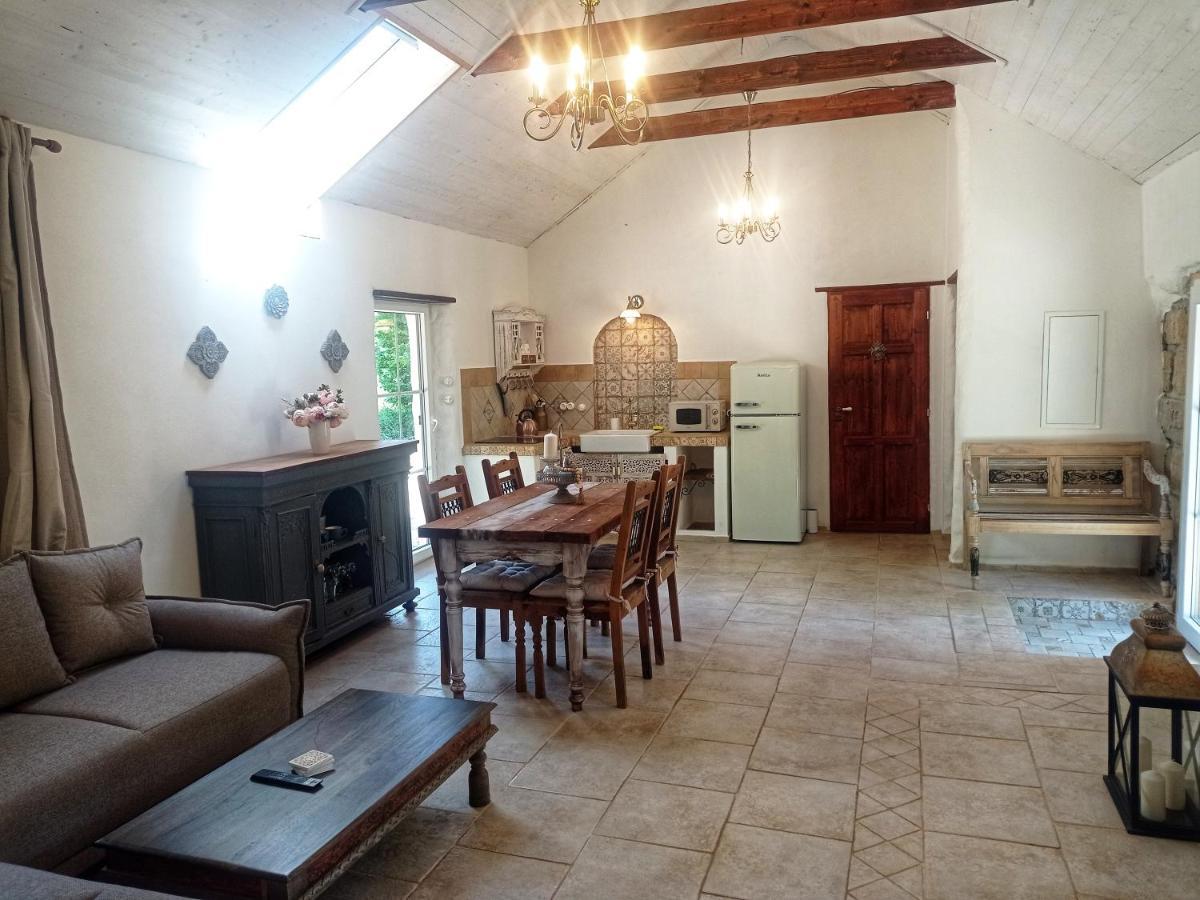 Bungalov Trapani Ruzova Exterior photo